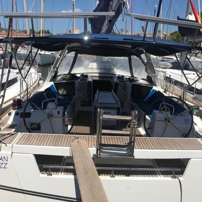 Alboran Gin Fizz (Las Galletas) | Oceanis 45-4 photo 1