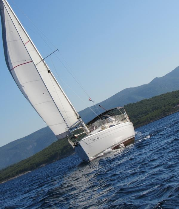 Jelsa | Bavaria 31 Cruiser photo 5