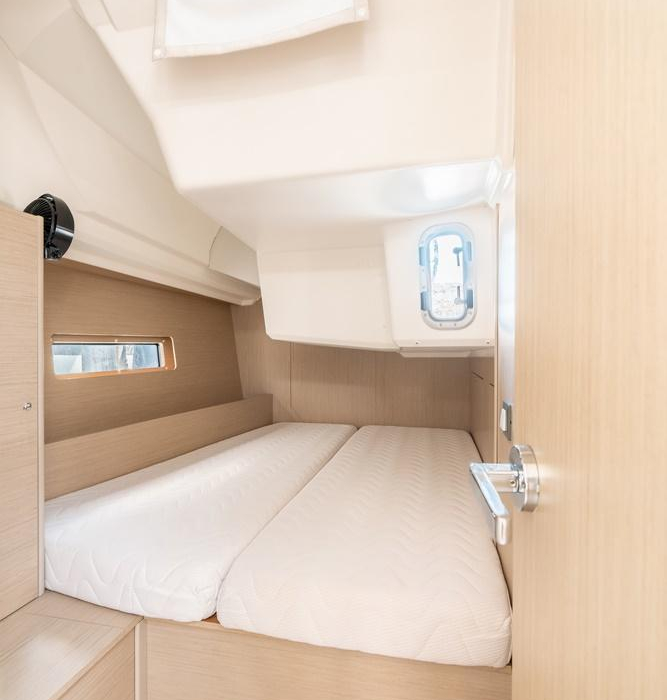 Eleftheria | Oceanis 40.1 photo 9