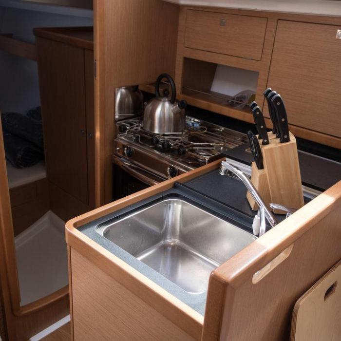 Hija del Viento | Sun Odyssey 319 photo 5