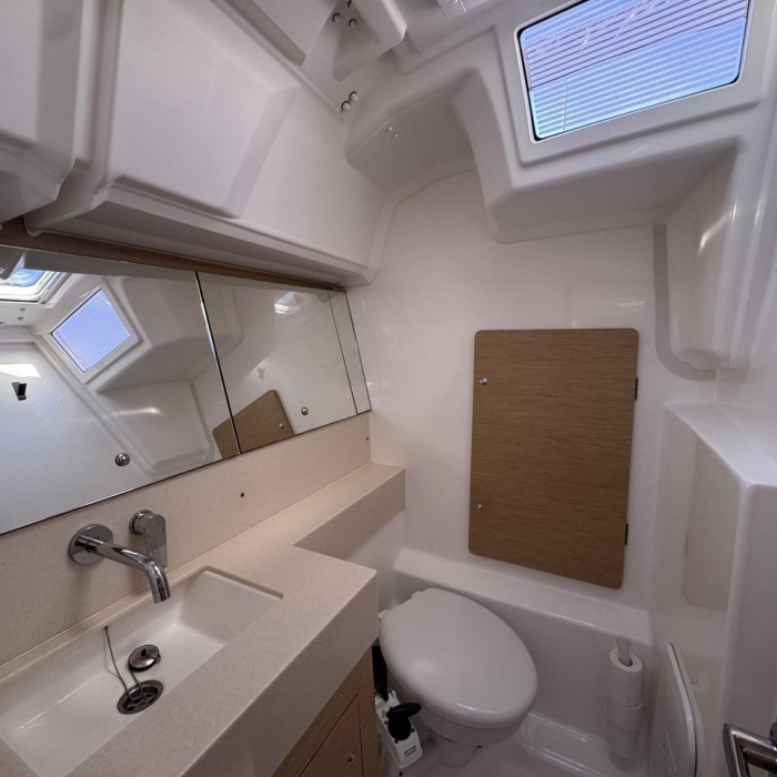 Thais | Dufour 37 photo 16