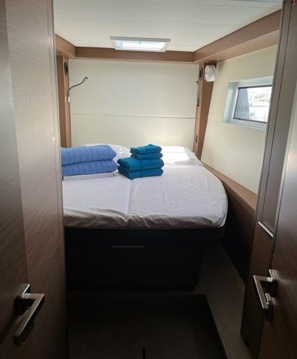 Shilouette | Lagoon 50 photo 16