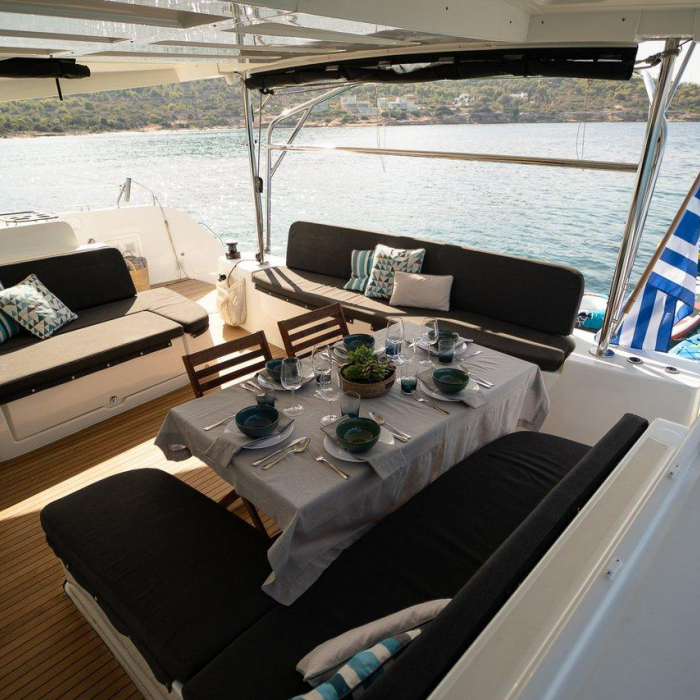 Omnia | Lagoon 46 photo 4