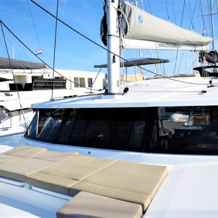 Ocean Runner | Fountaine Pajot Astrea 42 photo 18