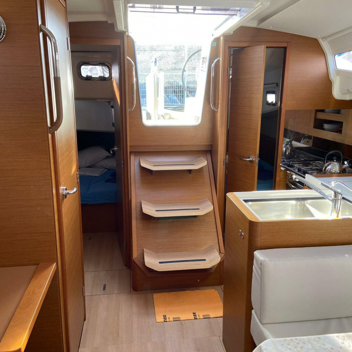 Philippa | Sun Odyssey 380 photo 8