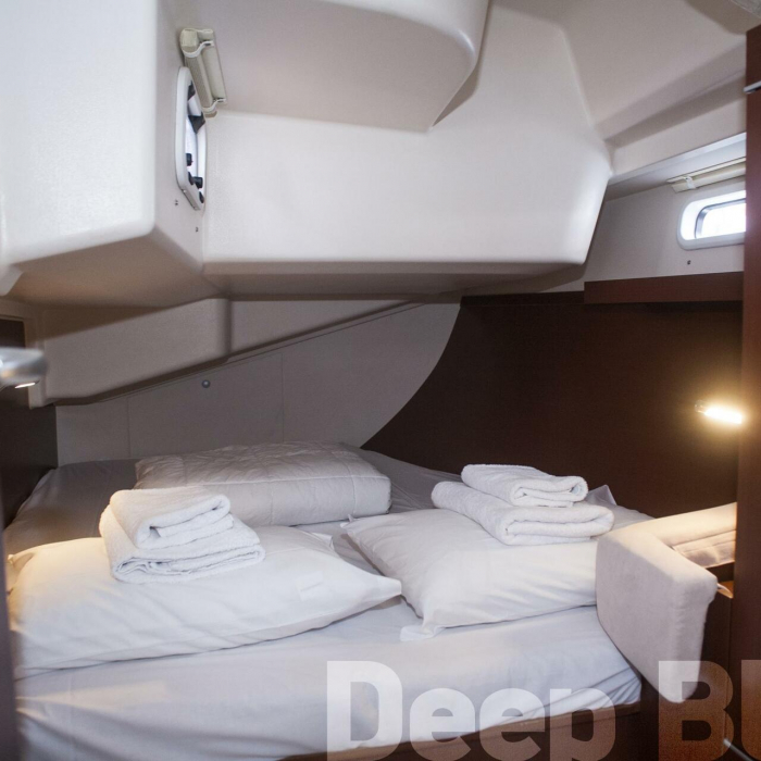 Deep Blue | Hanse 415 photo 8