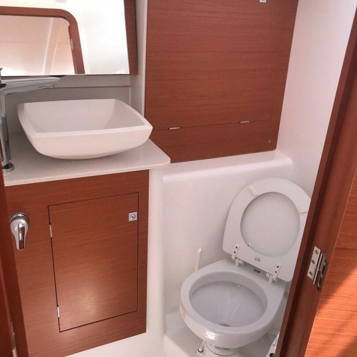 Koki | Dufour 360 GL photo 10