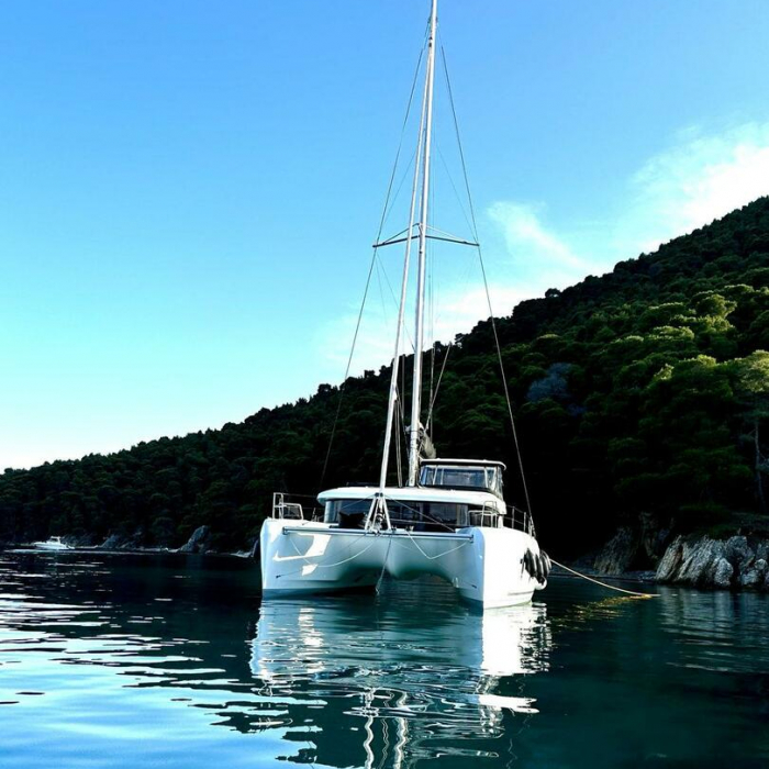 Karla | Lagoon 42 photo 14