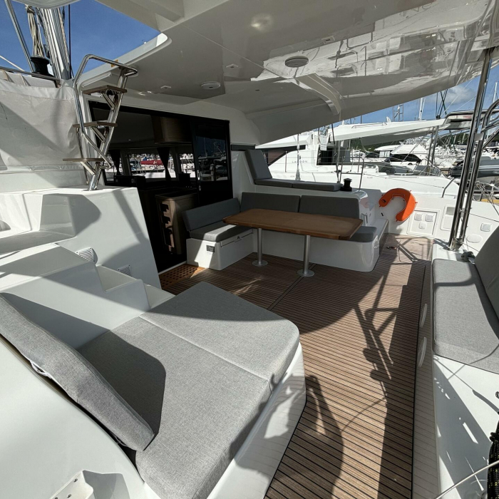BONA NOVA | Lagoon 420 photo 29