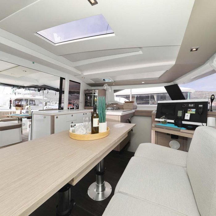 La Mula | Fountaine Pajot Astrea 42 photo 35