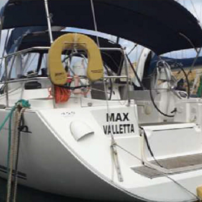 Economy | Dufour 455 GL photo 3