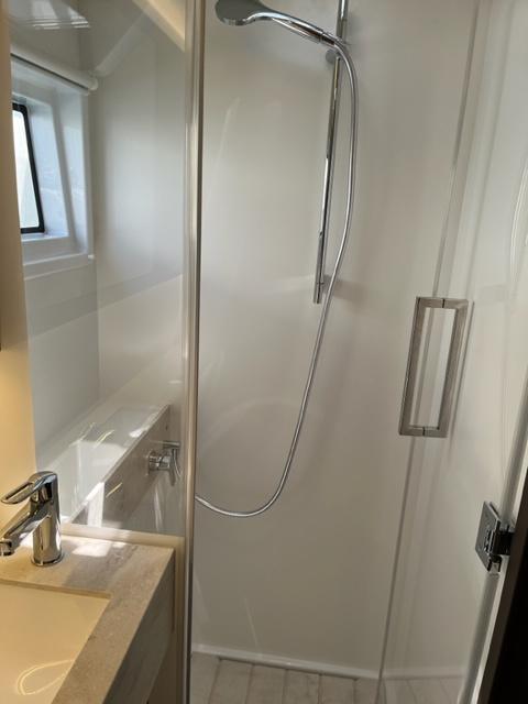 Shilouette | Lagoon 50 photo 2