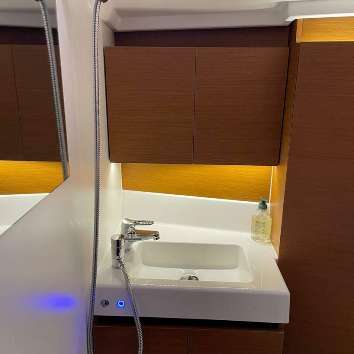 Just Happy | Sun Odyssey 380 photo 12