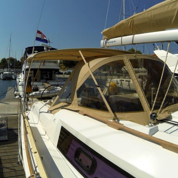 Major Tom | Dufour 382 GL photo 4