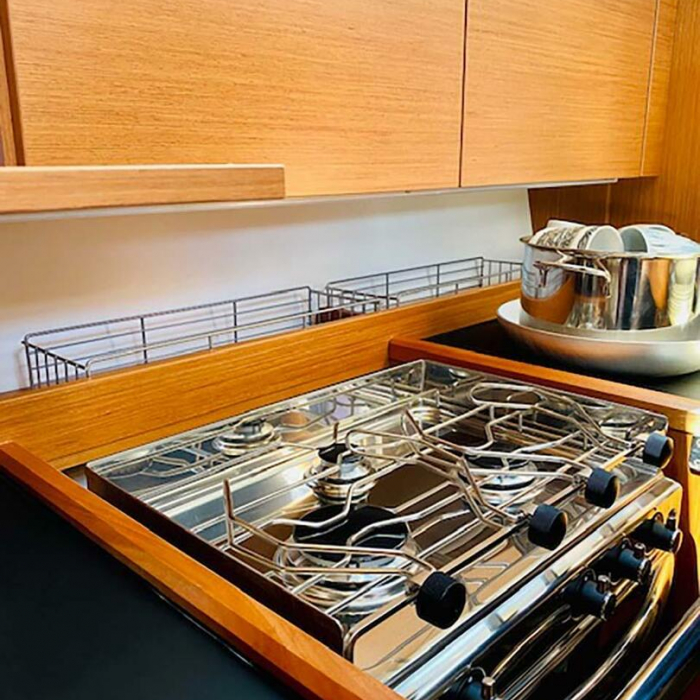 Class | Bavaria C42 photo 5