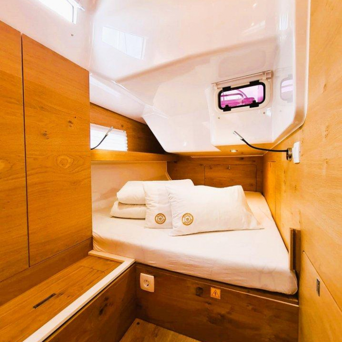 Hangover | Elan Impression 45 photo 13