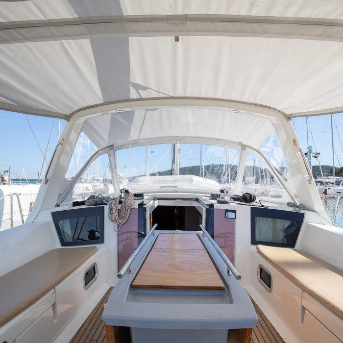 Mare Aeolos | Oceanis 45 photo 2