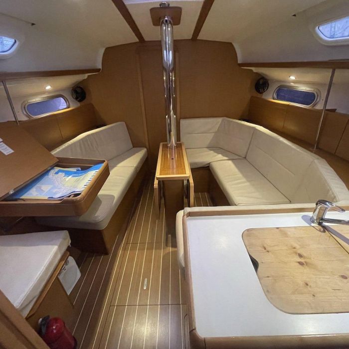 Agatha | Sun Odyssey 36i photo 19