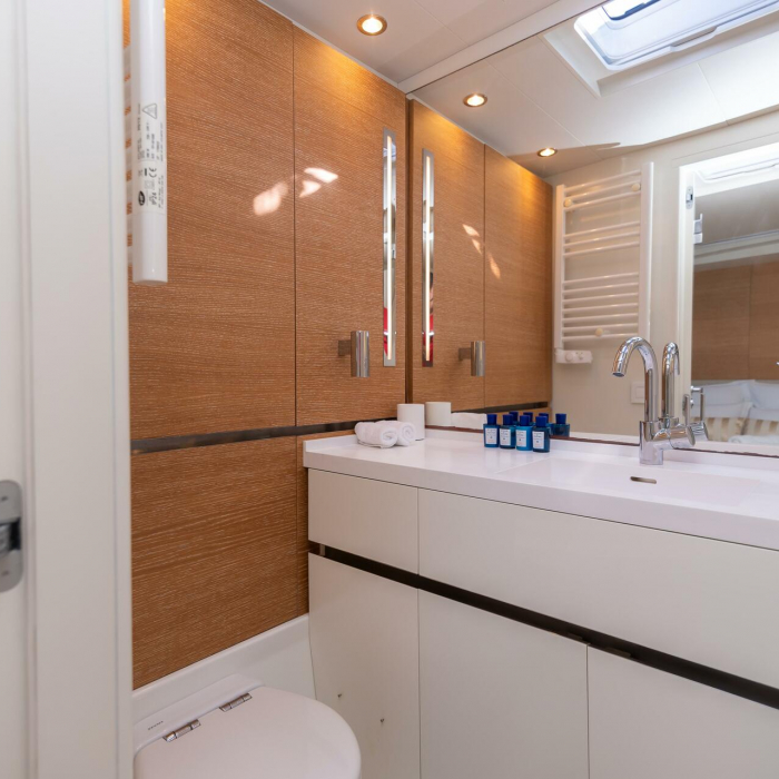 Bubbles | CNB 76 photo 26