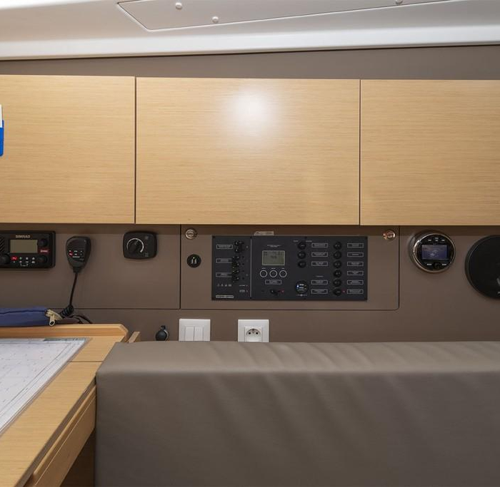 Moin | Oceanis 38 photo 24