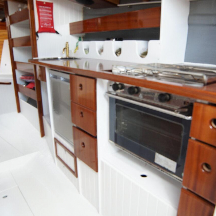 Black Bird | Pilot Cutter photo 10