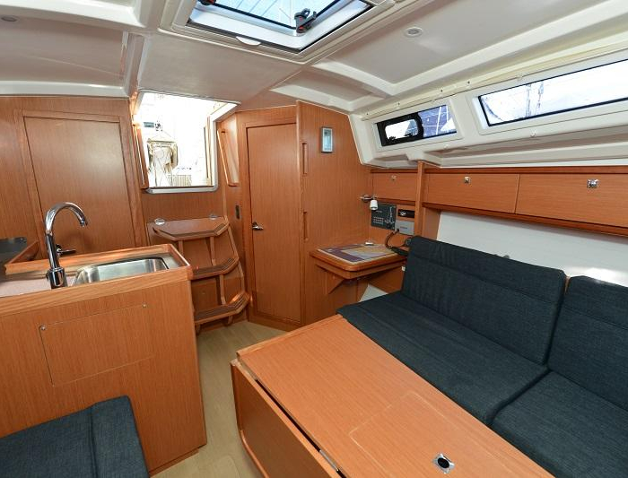 Karlo | Bavaria Cruiser 33 photo 10