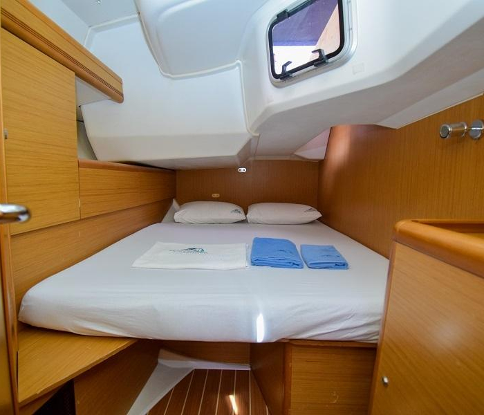 Loki | Sun Odyssey 44 i photo 18