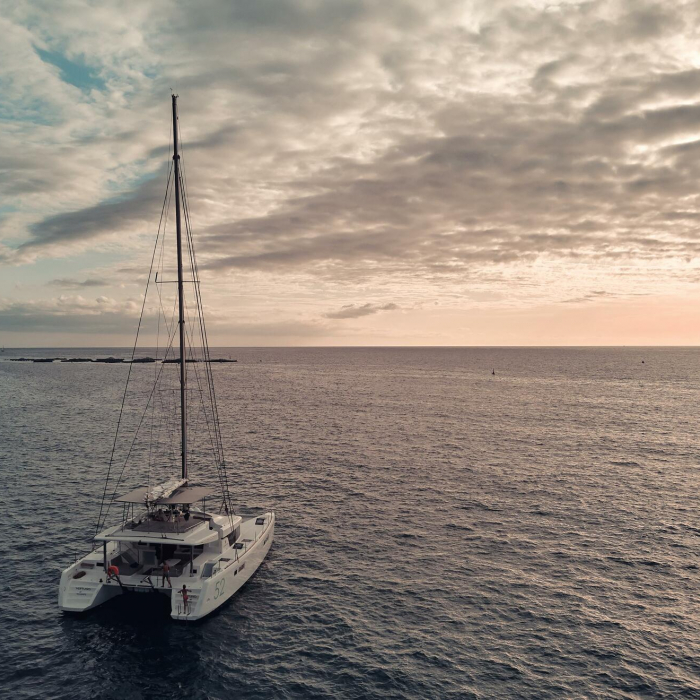 Neptuno | Lagoon 52F photo 2