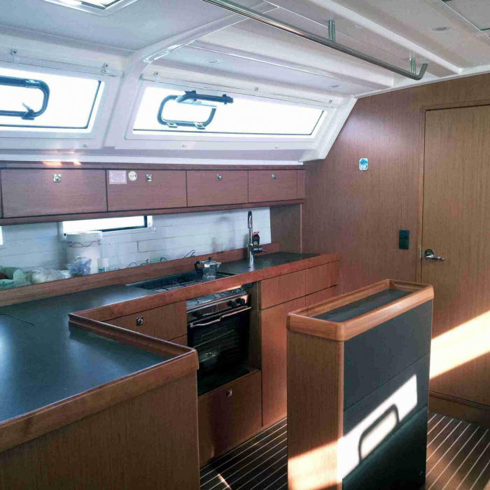 Economy | Bavaria Cruiser 46 photo 4