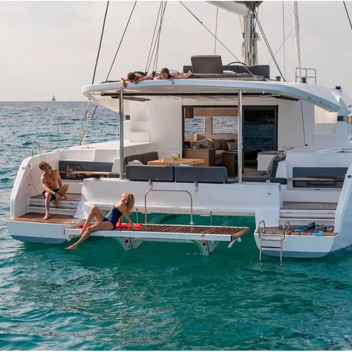 Sophia | Lagoon 50 photo 21