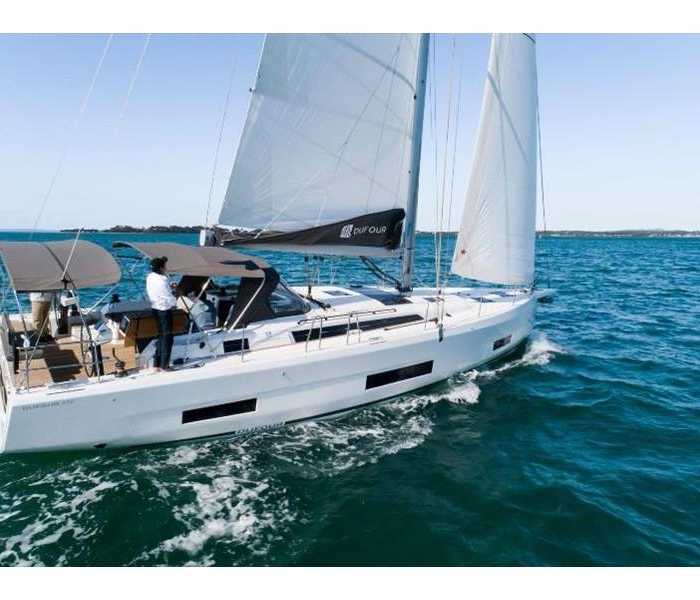 Aruba | Dufour 470 photo 4