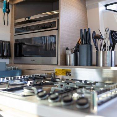 Twin Joy + | Lagoon 51 photo 7