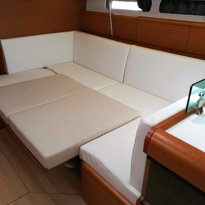 Economy | Sun Odyssey 449 photo 7