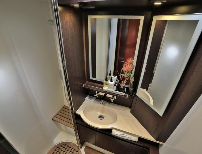 WORLD'S END | Galathea 65 photo 11