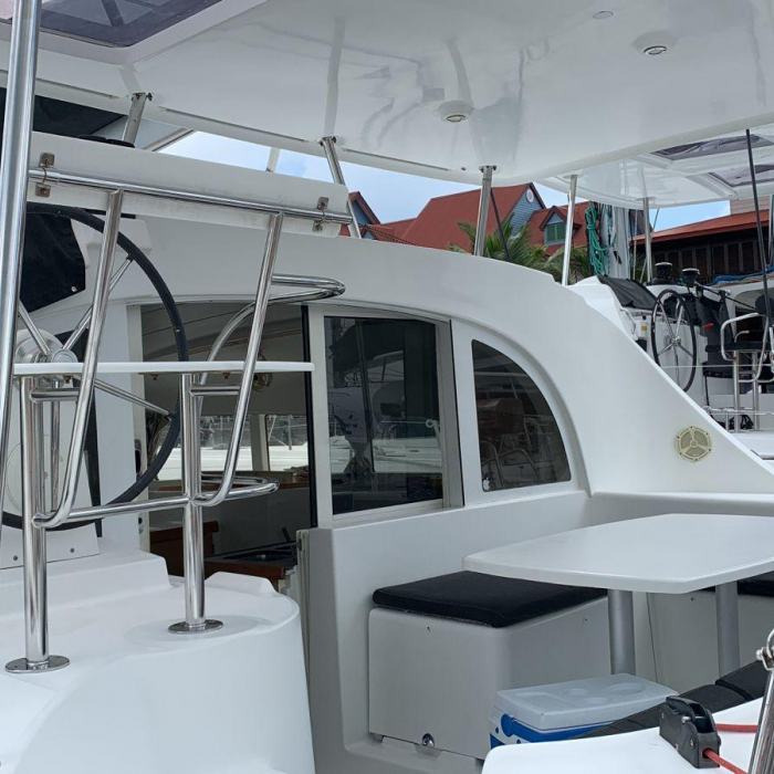 Felicite | Lagoon 380 photo 5