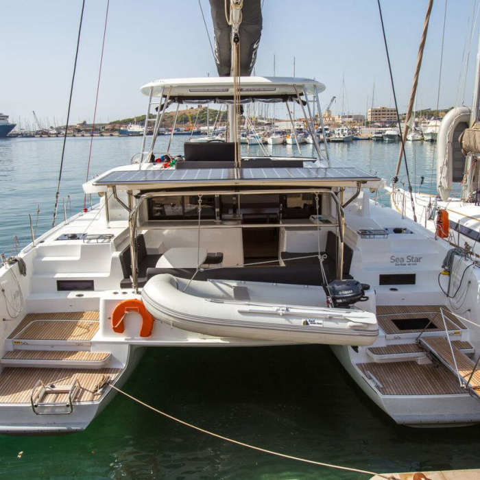 Sea Star | Lagoon 46 photo 2