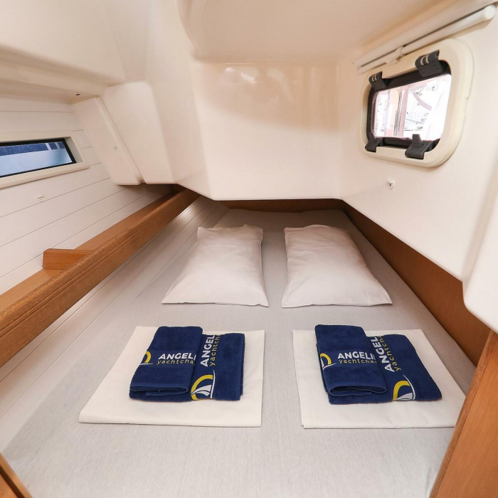 Lady One | Bavaria Cruiser 34 photo 30