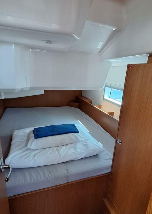 Papagena | Bavaria C38 photo 9