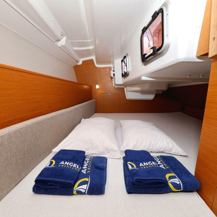 Cosma | Sun Odyssey 33i photo 6
