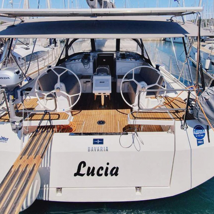 Lucia | Bavaria C42 photo 1