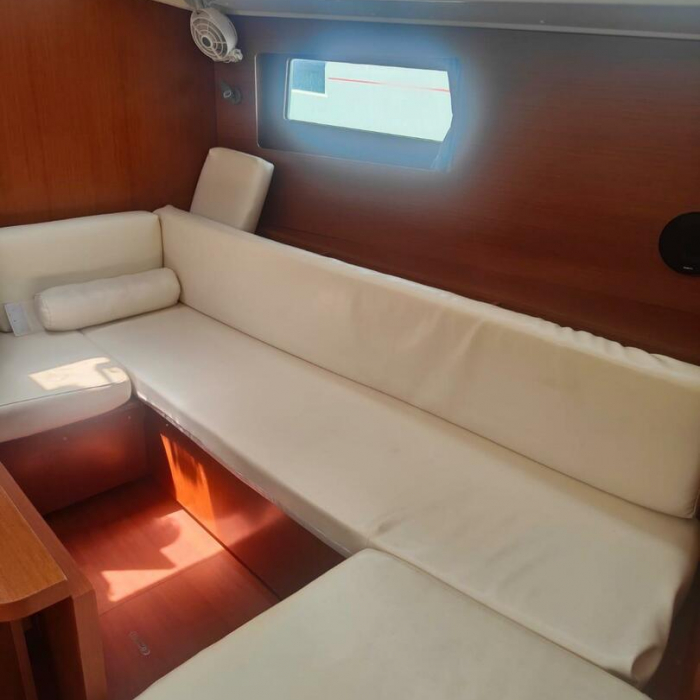 Paulina | Oceanis 41.1 photo 4