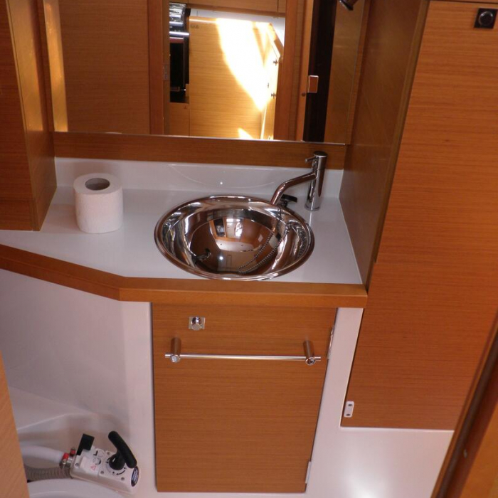 Paloma | Sun odyssey 379 performance photo 3