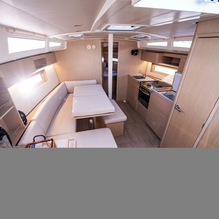 Piperi | Oceanis 37.1 photo 6