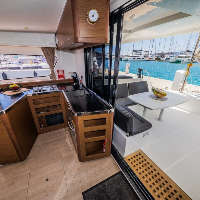 Edita | Lagoon 42 photo 14