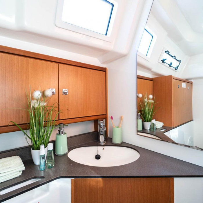 Cleopatra | Bavaria Cruiser 33 photo 3