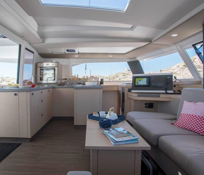Sirius 1 | Fountaine Pajot Astrea 42 photo 8