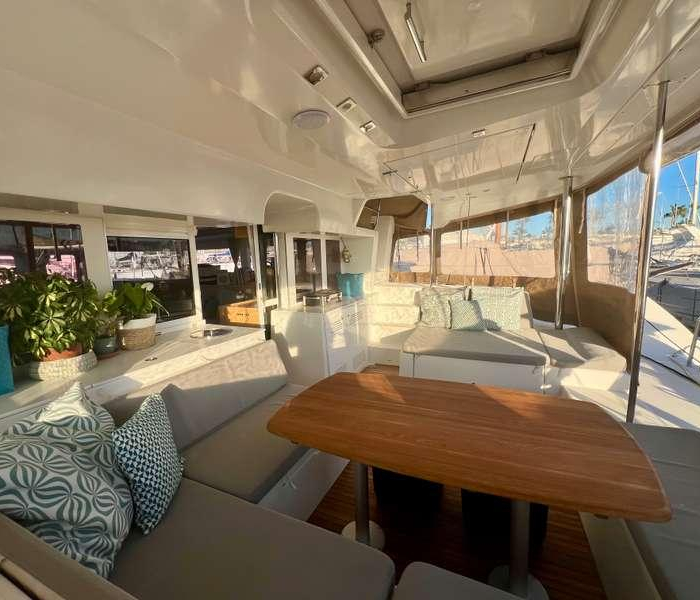 Branchia | Lagoon 450 Fly photo 20