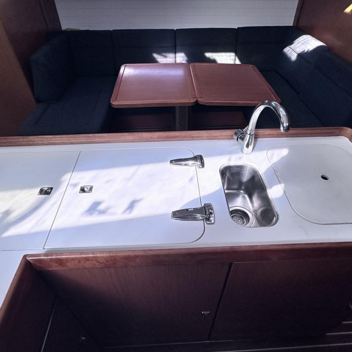  | Bavaria Cruiser 56 photo 5