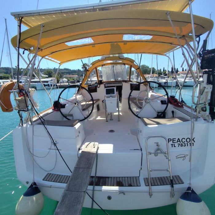 Peacok | Sun Odyssey 389 photo 11