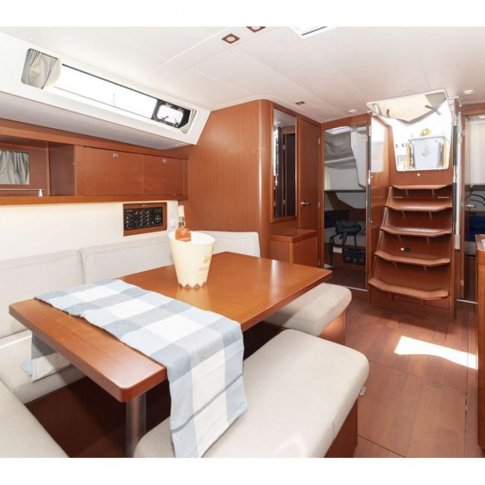 Avalon | Oceanis 45 photo 10